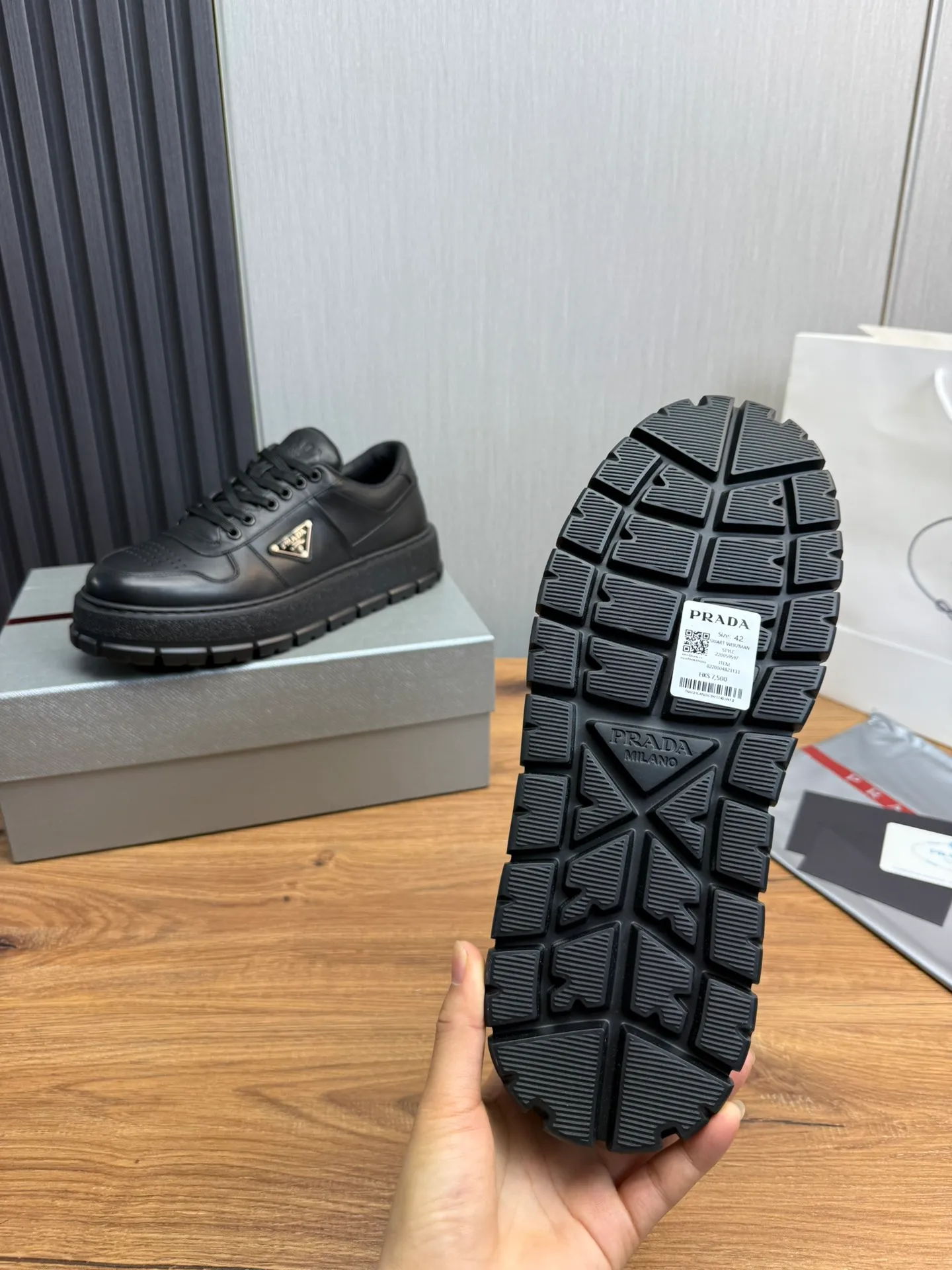 Men's shoes 💰620💰 [PRADA] Autumn and winter hot men's shoes are shipped 👏Official website synchronized ⬆️Original fly-woven cowhide fabric + cowhide lining, 1⃣️:1⃣️reproduction, original sole, 38-45 (45. Customized, non-refundable)
